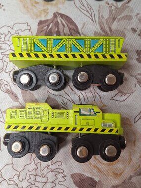 Wooden Trains  Magnetic Chunky & Colorful Tiny Hand  Battat Circo Engine